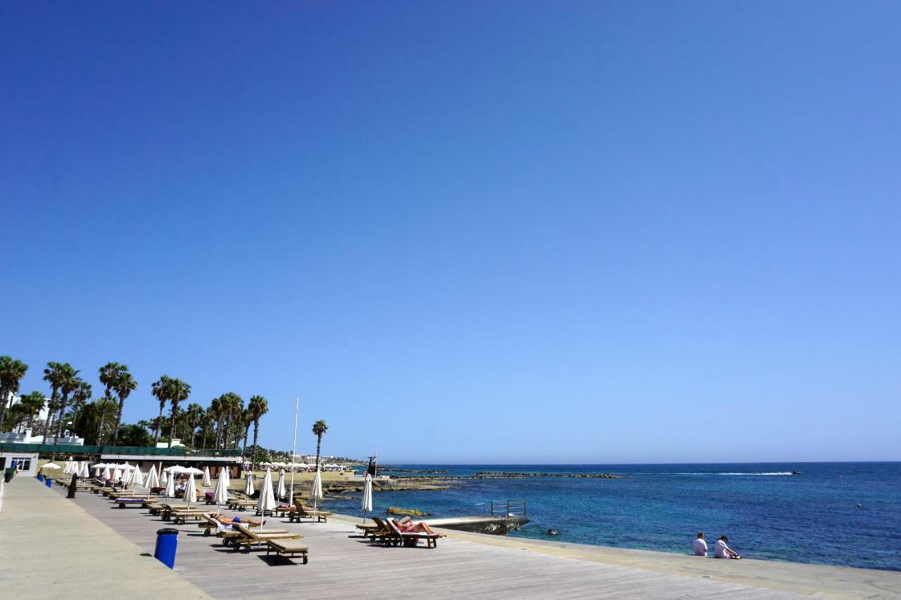 Alex'S Vacation Suite - 100M From The Beach - 6 Guests Paphos ภายนอก รูปภาพ